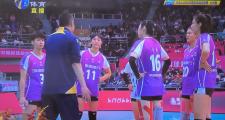 排球常规赛上演强强对话,雪域猎隼队强势横扫燕赵银狐队,多点开花奏效;边后卫成为亮点的简单介绍