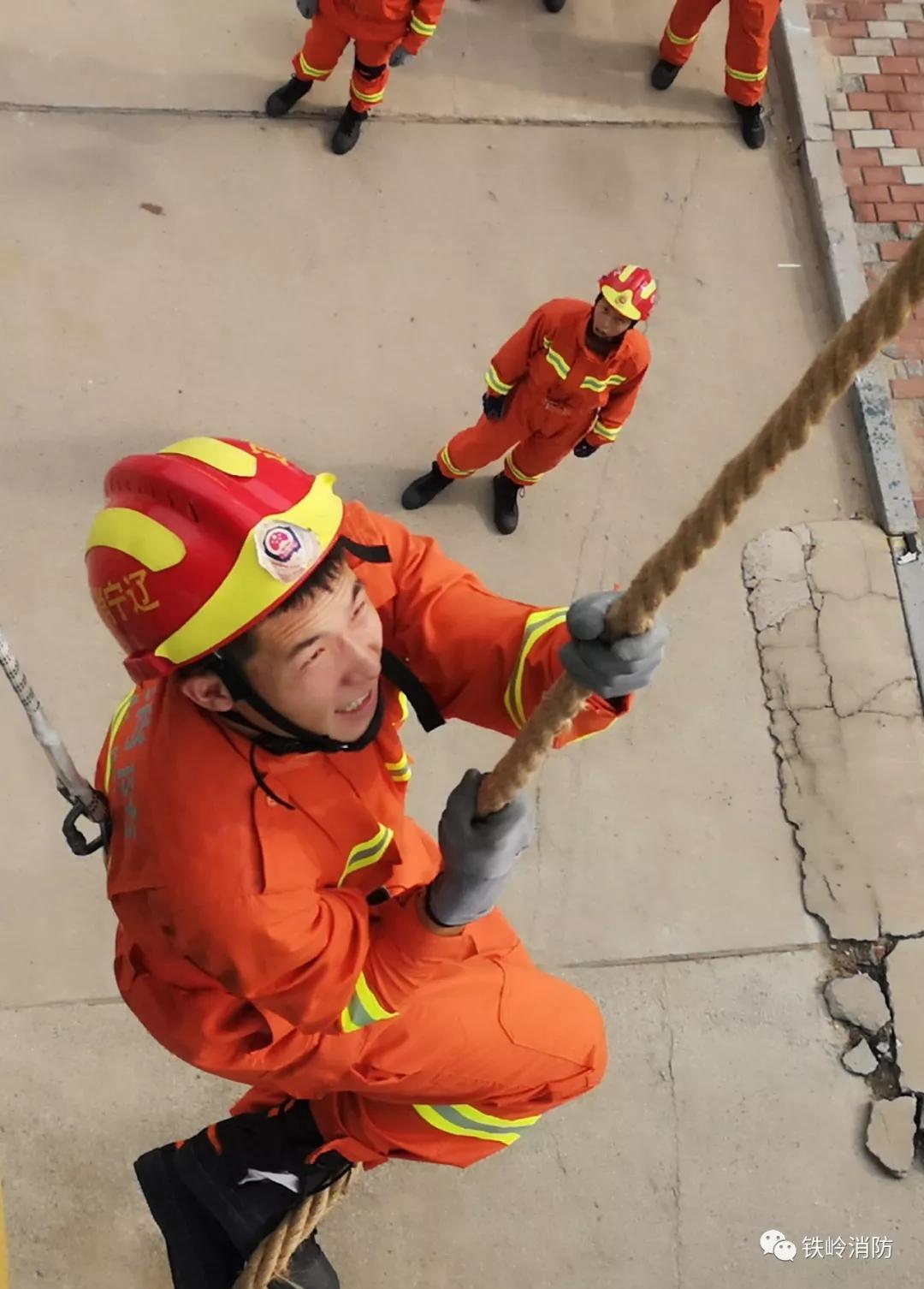 高尔夫联赛，中原海豚队与关中铁骑队读秒扳平，体能对抗拉满！锋线火力回暖的简单介绍