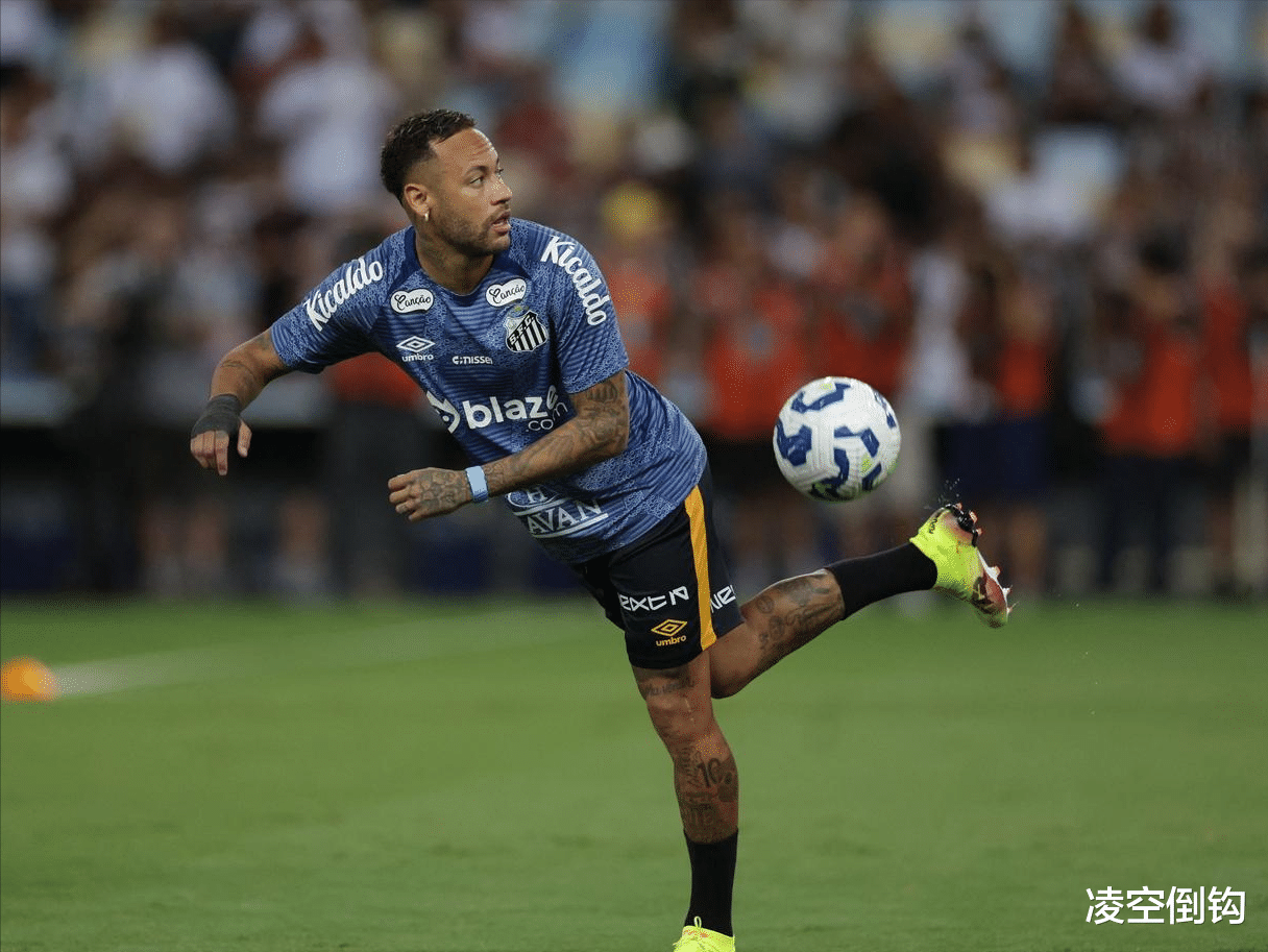 西班牙队带队取胜！，内马尔重要时刻领先优势明显观众掌声雷动(马士兵的课有必要买吗)