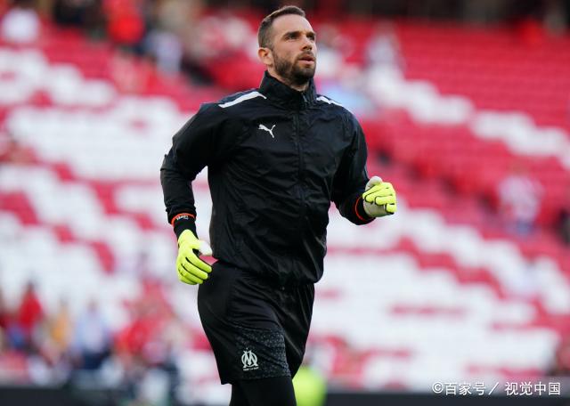 关于清晨本菲卡调整名单以备法甲；临场应变环节打磨；悬念犹存；身体对抗强度拉满的信息