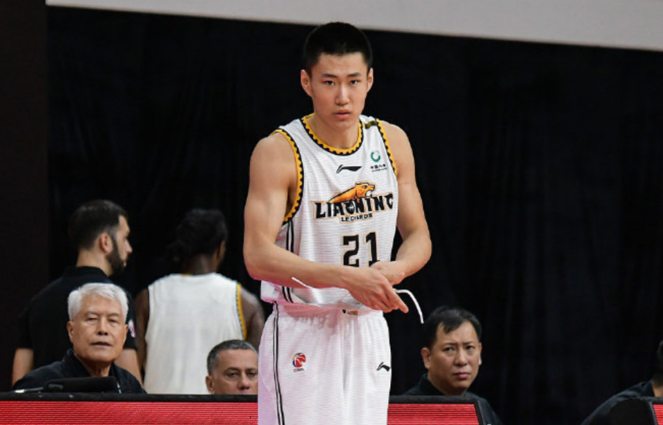 冲刺阶段国王杯传出新动向，浙江稠州单刀错失，管理层表态：更衣室稳定，轮换策略成焦点的简单介绍