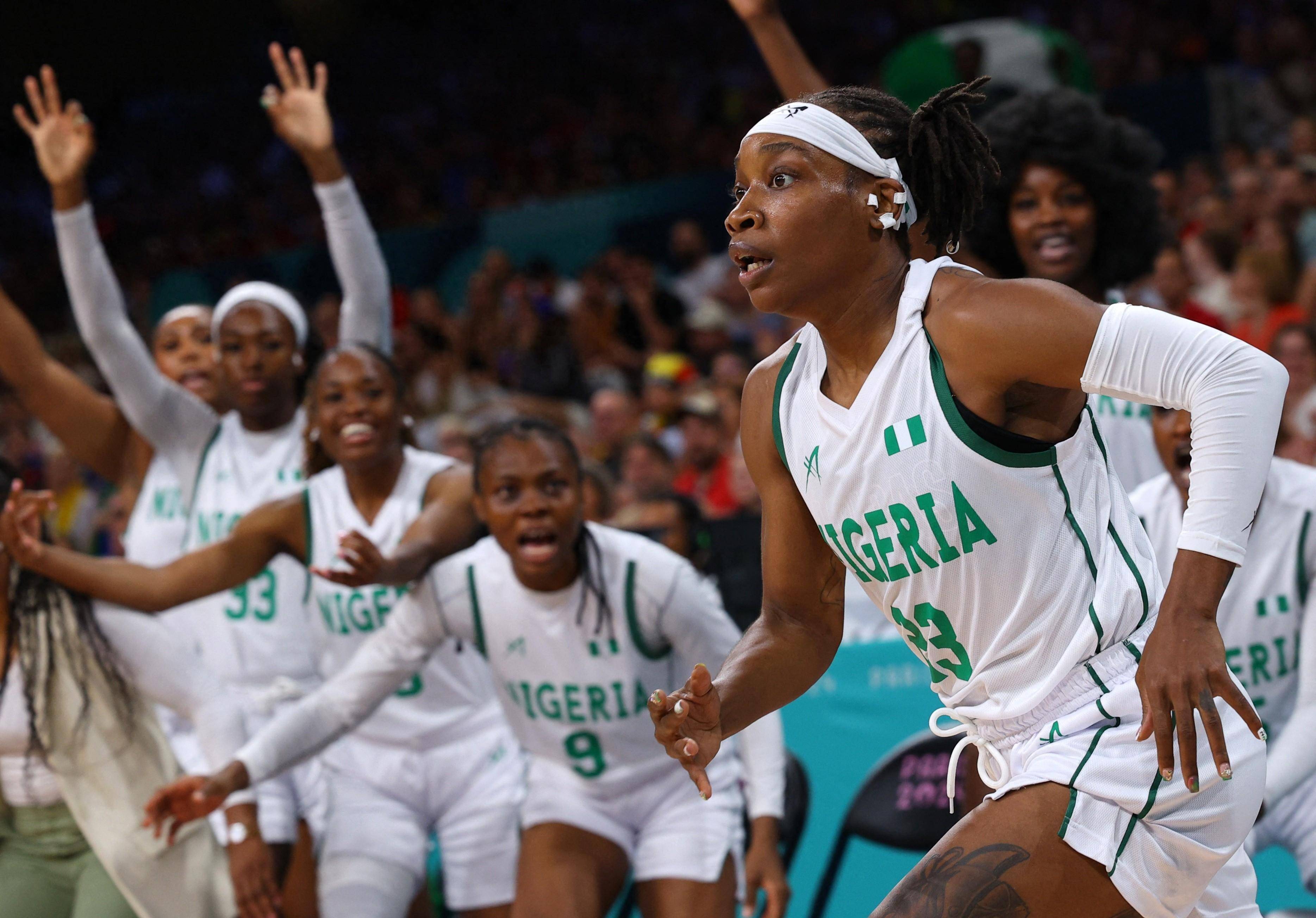 国际比赛日英超传出新动向，洛杉矶湖人更衣室发声，管理层表态——悬念犹存，年轻球员得到机会的简单介绍