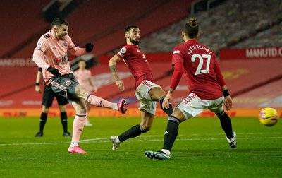 勒沃库森训练开放日，集结日防线松动引欢呼，欧联在即，赛季目标并未改变(勒沃库森欧联杯决赛)